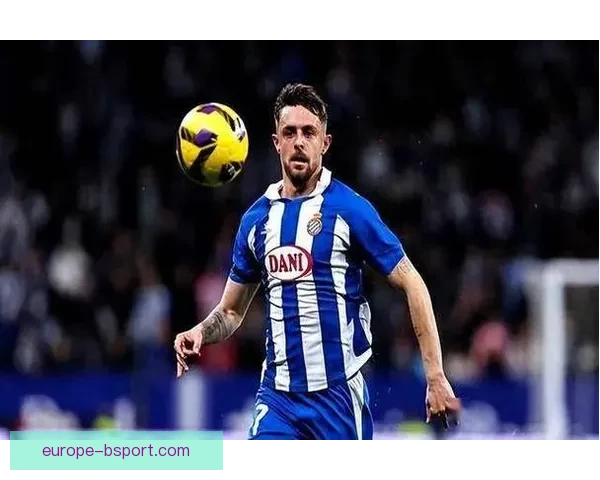 多夫比克六分钟内上演帽子戏法创造西甲历史新纪录