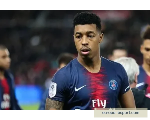 巴黎圣日耳曼官方宣布金彭贝正式重返合练为球队备战新赛季