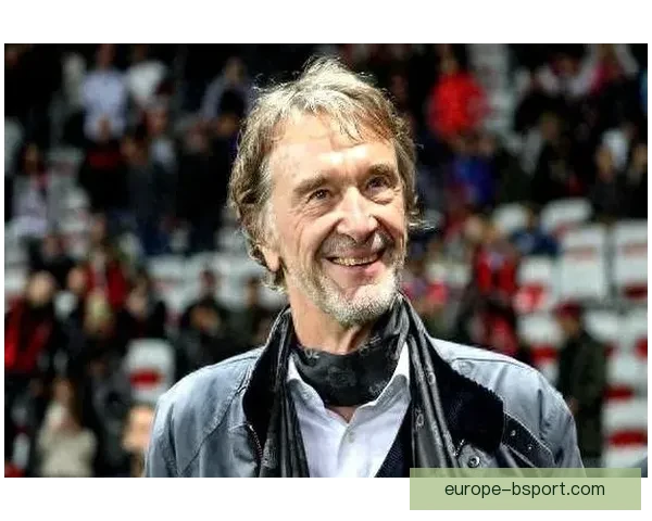 拉特克利夫大幅压缩曼联支出引发俱乐部财务与战略调整