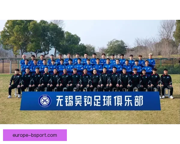 无锡吴钩因其他球队解散幸运递补成功保级跻身中甲