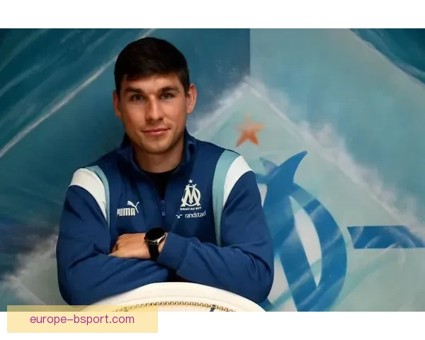 马利诺夫斯基意外脚踝骨折引发的科研与生活挑战记录